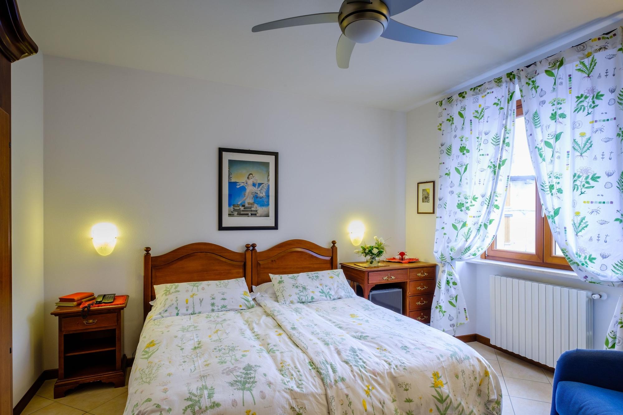 Hotel Tre Punte Гарньяно Екстер'єр фото