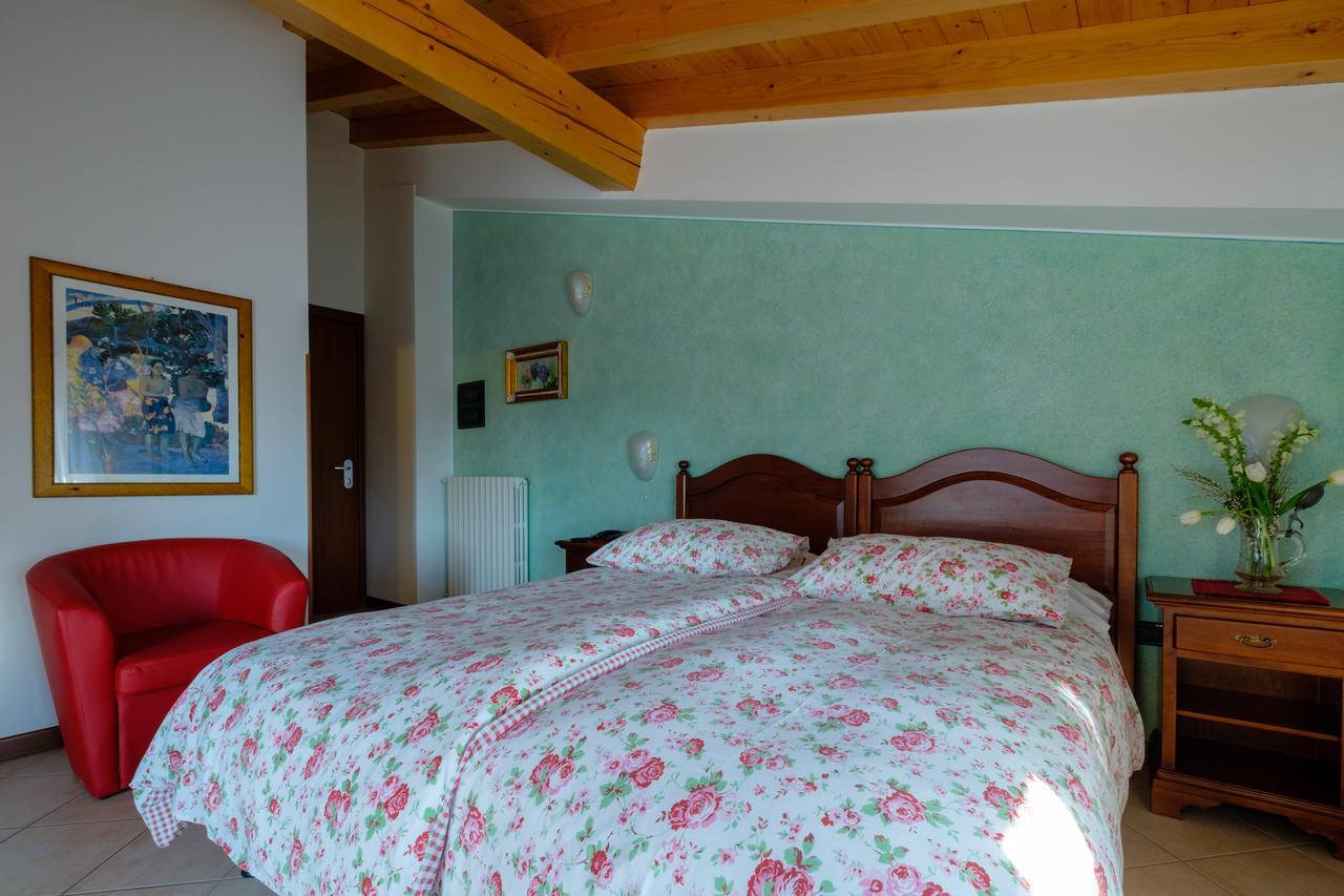 Hotel Tre Punte Гарньяно Екстер'єр фото