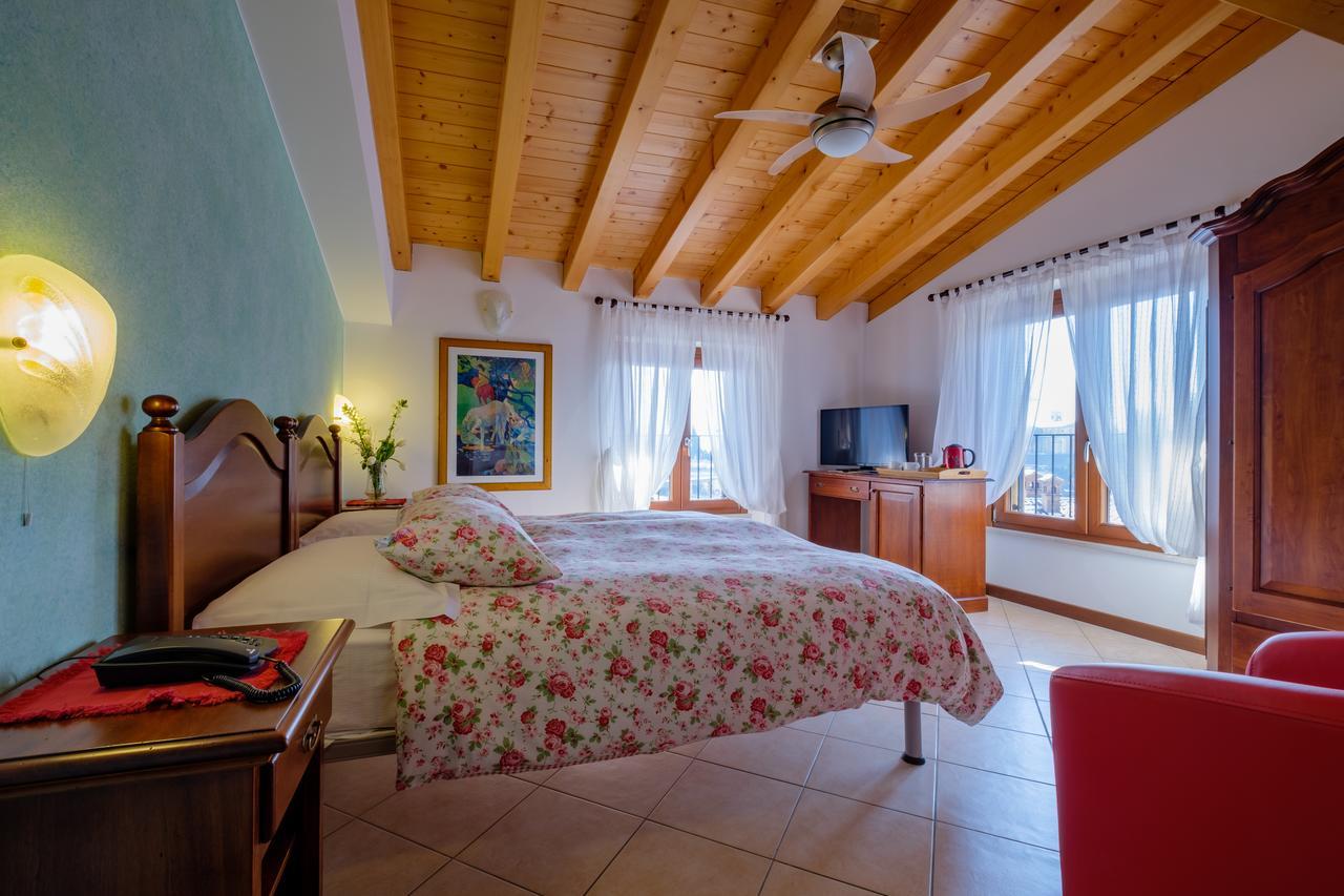 Hotel Tre Punte Гарньяно Екстер'єр фото